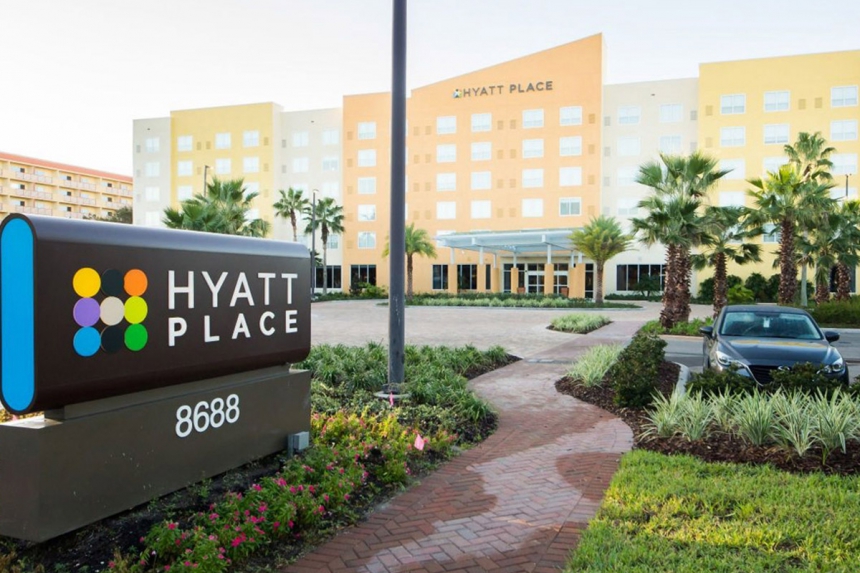 /hotelphotos/thumb-860x573-260513-Hyatt Place LBV Front.jpg